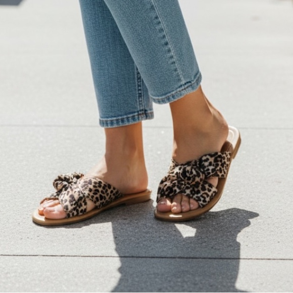 NIB Women’s Leopard Bow Slide Sandals | Qupid | Animal Print Slip-On Shoes - Picture 11 of 15